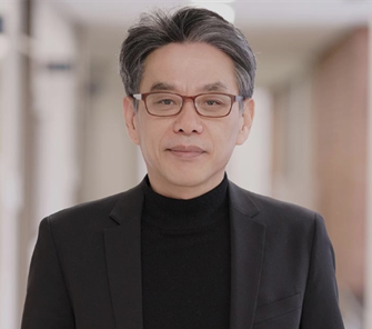 Chulbom Lee